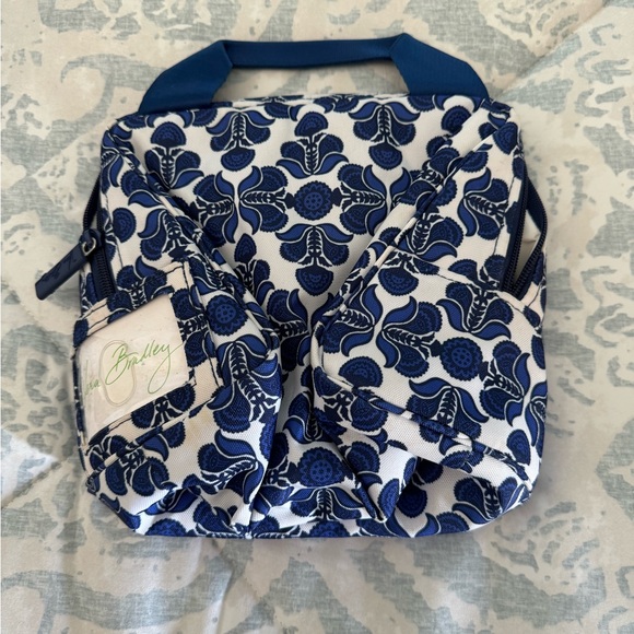 Vera Bradly Lunch tote - Picture 2 of 3